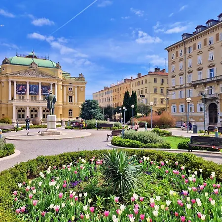 Lola'S Place Rijeka Exterior photo